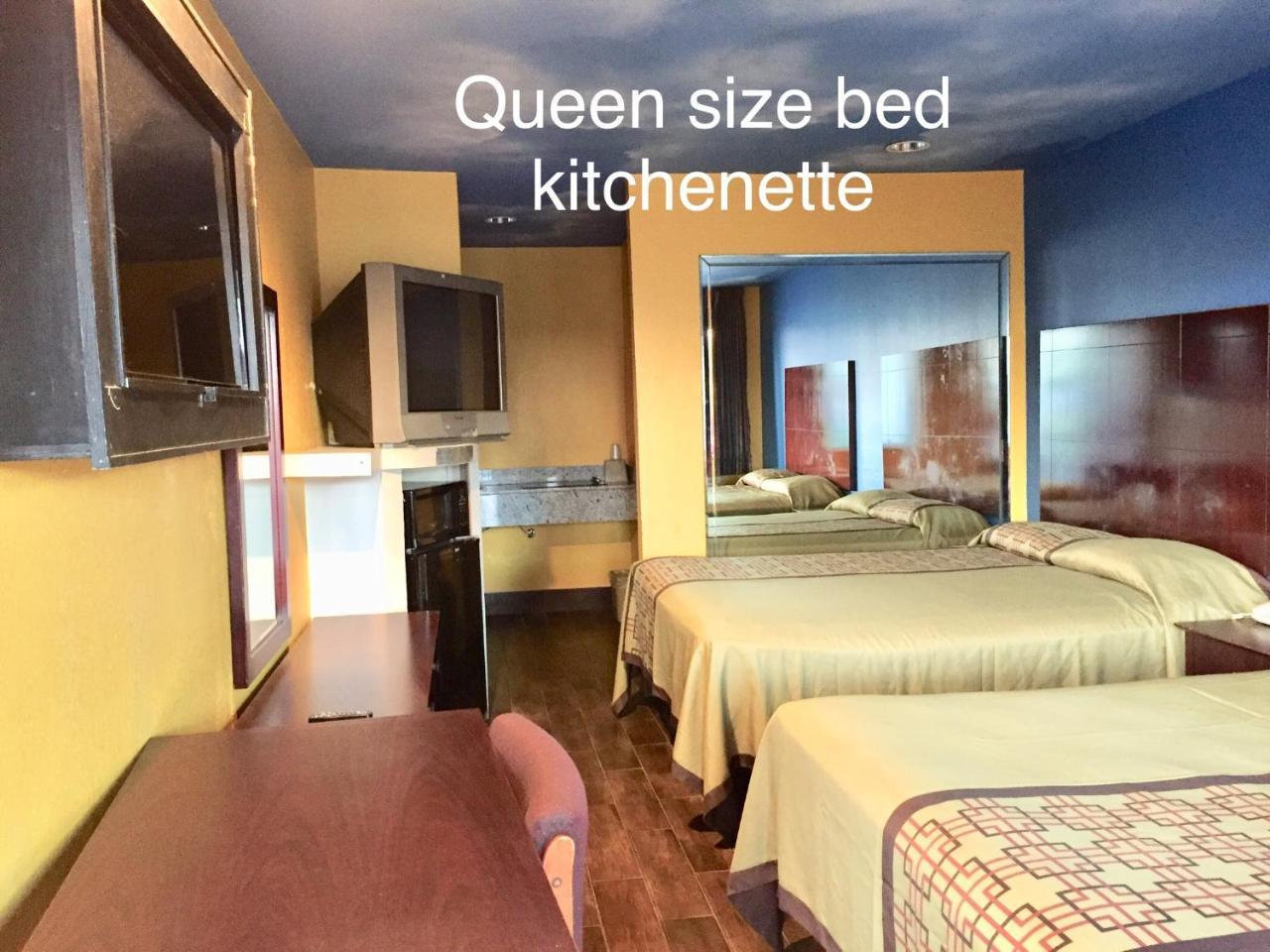 Luxury Inn Channelview Bagian luar foto
