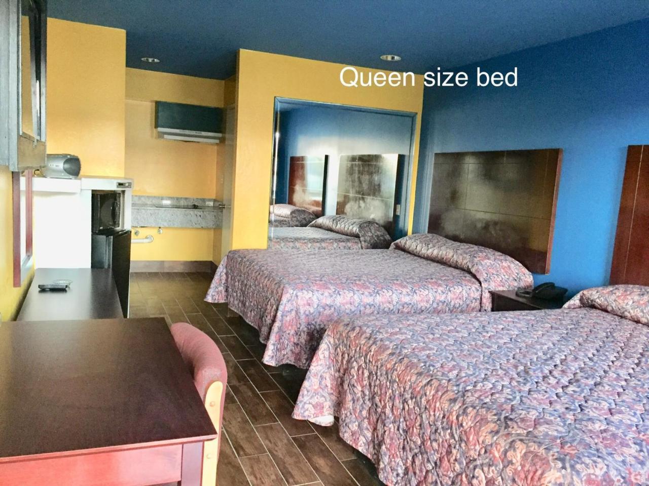 Luxury Inn Channelview Bagian luar foto